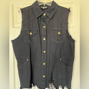 Ladies NWOT Vest
